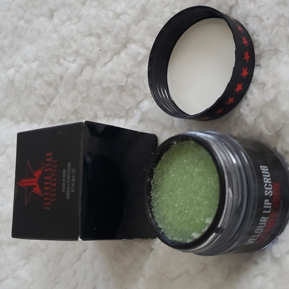 Jeffree Star Cosmetics Velour Lip Scrub Witches Brew - Picture 6 of 9